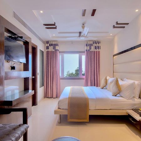 Empire Suites, New Delhi Luaran gambar