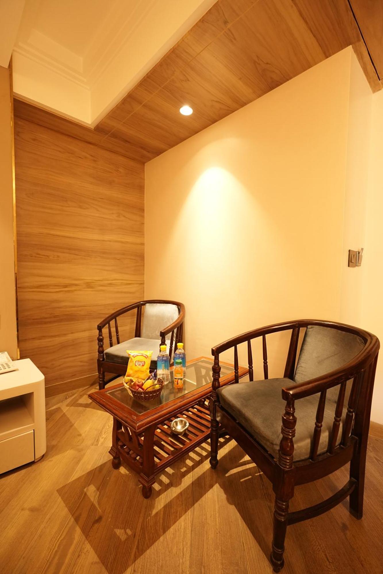 Empire Suites, New Delhi Luaran gambar