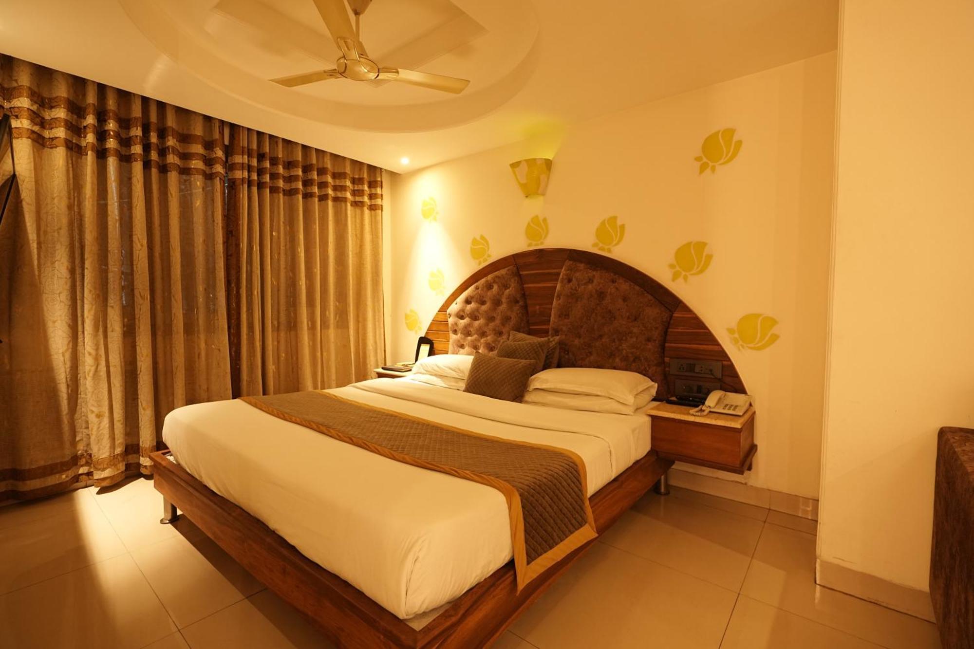 Empire Suites, New Delhi Luaran gambar
