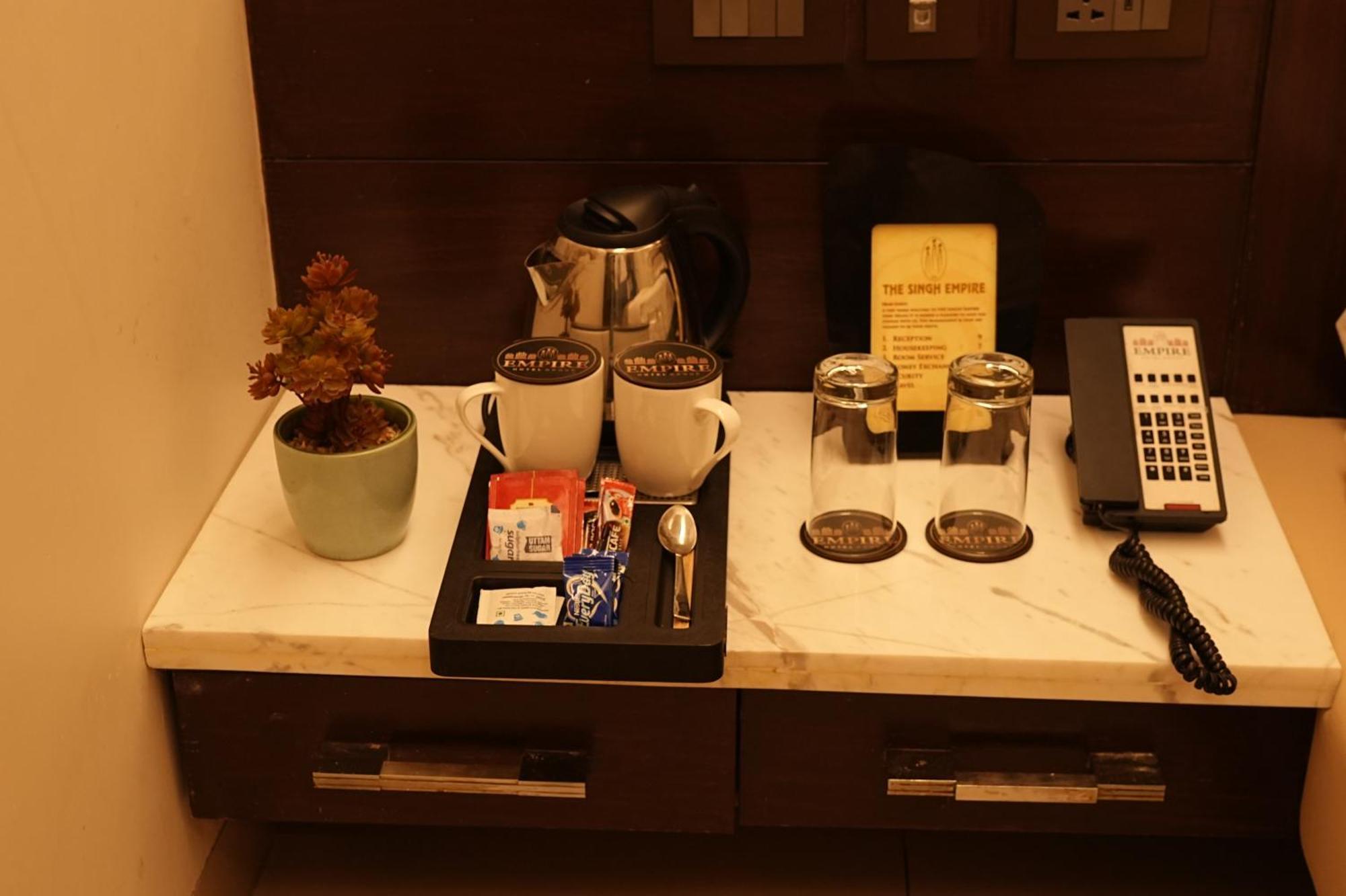 Empire Suites, New Delhi Luaran gambar