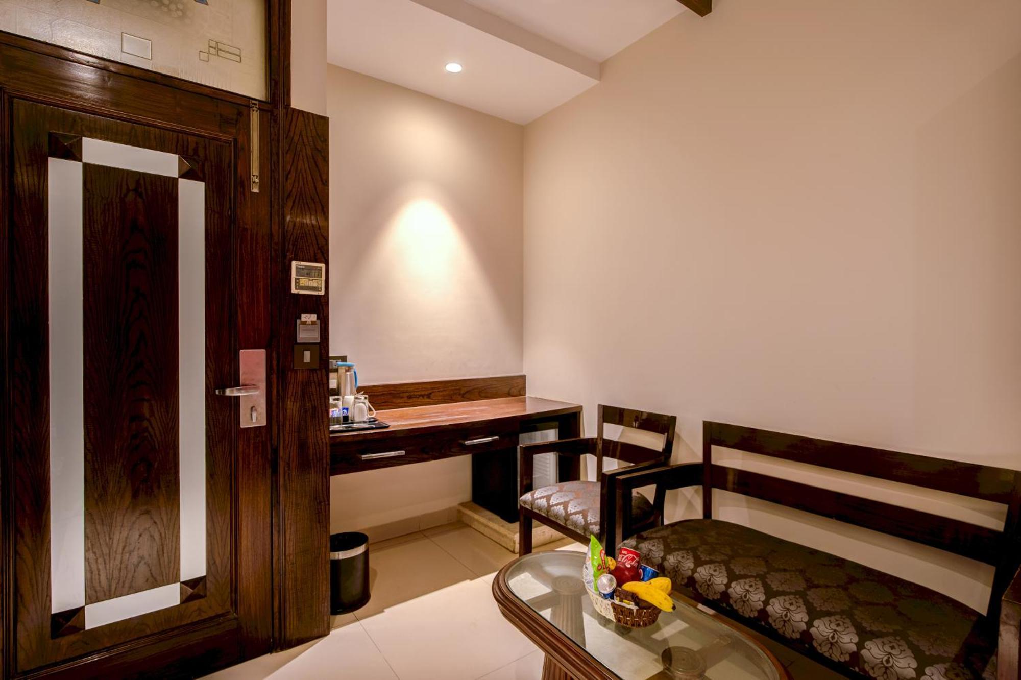 Empire Suites, New Delhi Luaran gambar