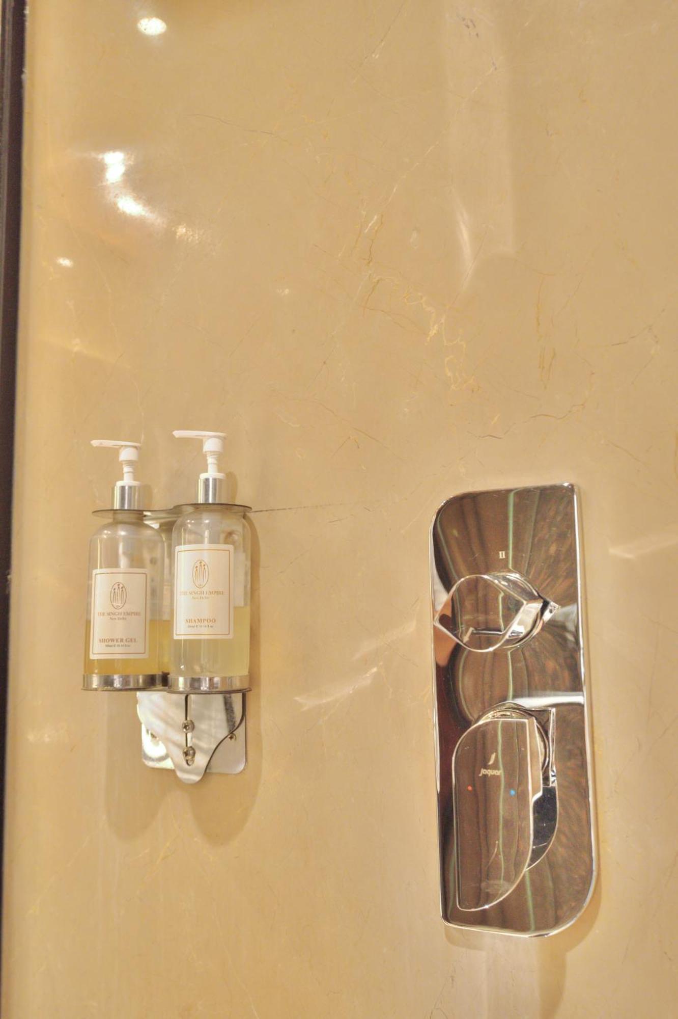 Empire Suites, New Delhi Luaran gambar